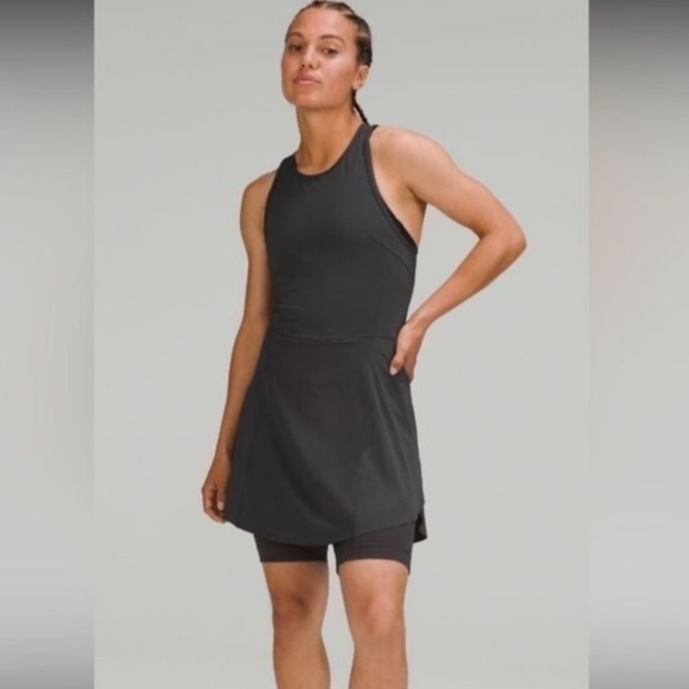 NWT Lululemon Nulux running dress 8”